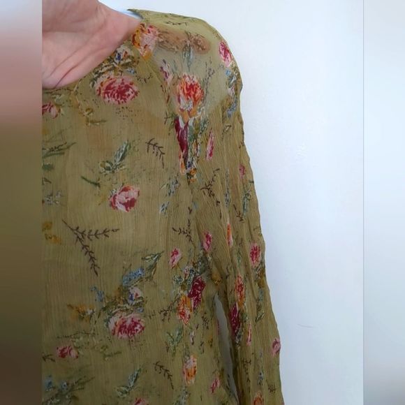 Zara Woman Olive Green rose print sheer sleeve and back blouse size M - Picture 2 of 7
